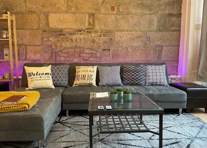 Earl Grey Flat By Hnfc Stays - Finest Tea & Coffee